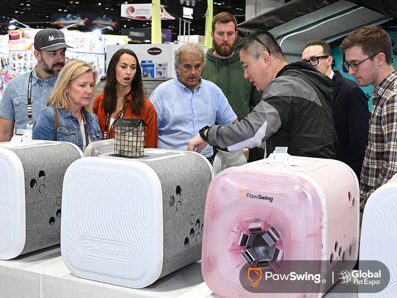 2026 Global Pet Expo: PawSwing Introduces Automatic Cat Groomer